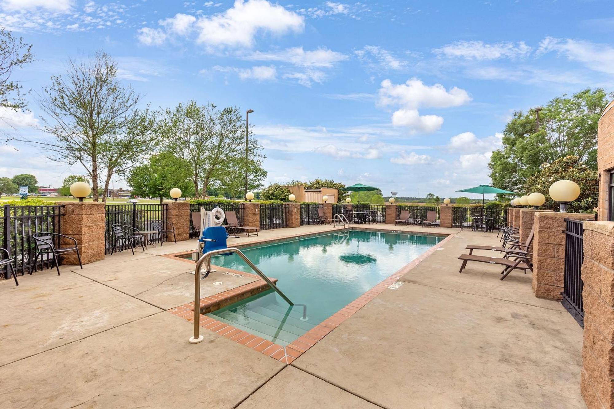 Hampton Inn - Atmore Extérieur photo